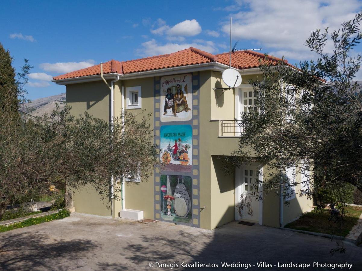 Cinema Themed House In Argostoli Villa ภายนอก รูปภาพ