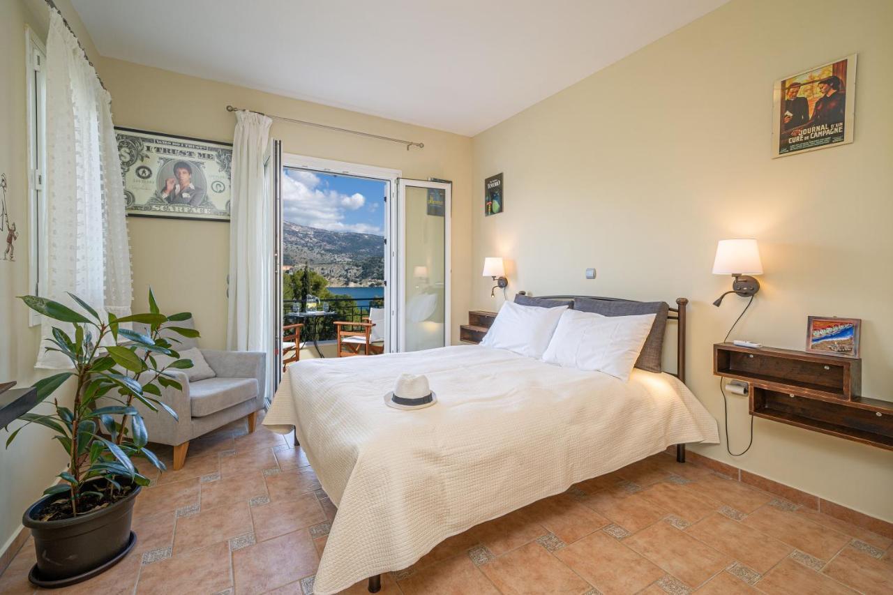 Cinema Themed House In Argostoli Villa ภายนอก รูปภาพ