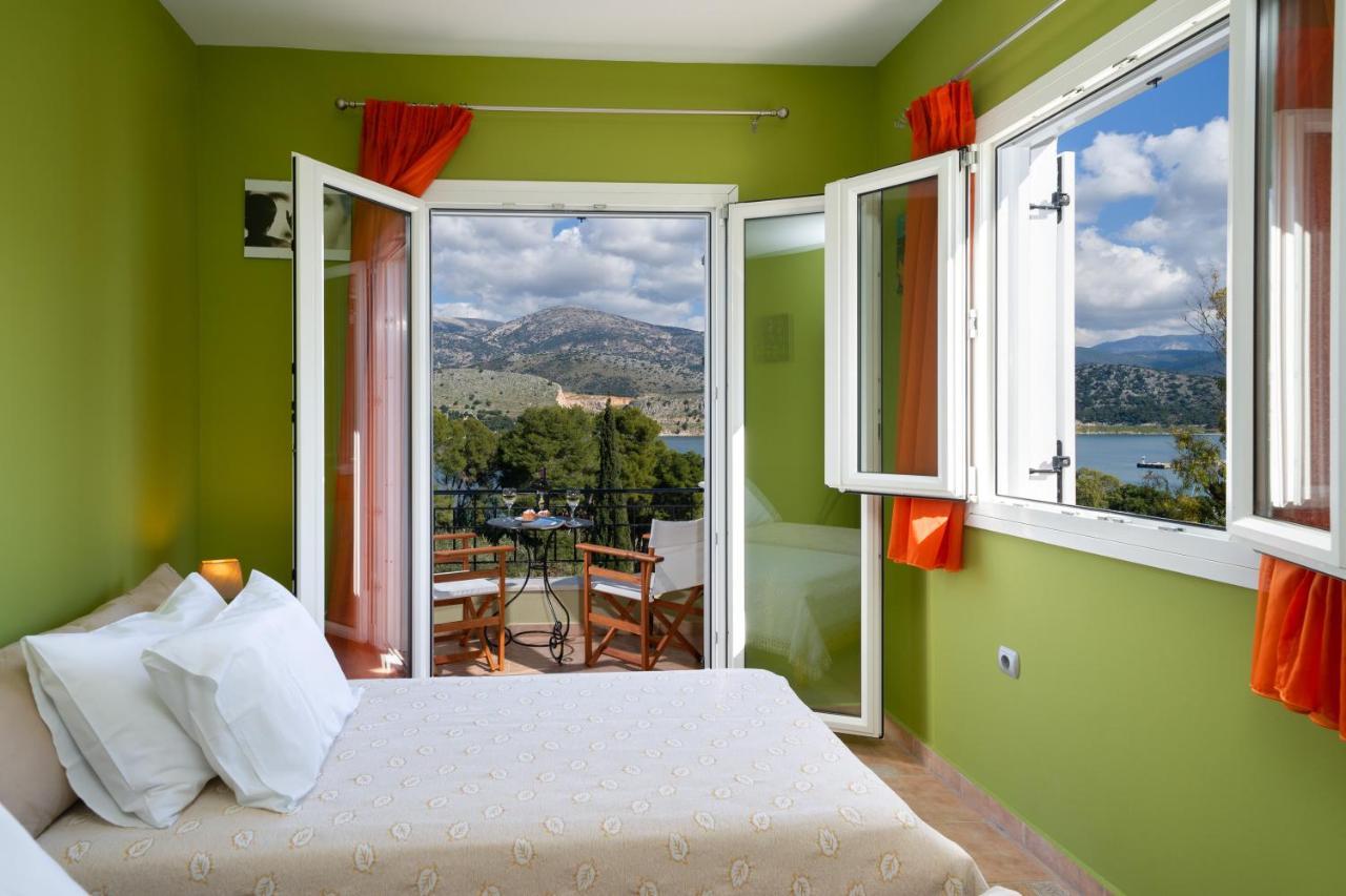 Cinema Themed House In Argostoli Villa ภายนอก รูปภาพ